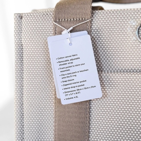 NWT Lululemon Two-Tone Canvas Mini Tote Bag — 4.5L — Mojave Tan/Light Ivory - Picture 12 of 14
